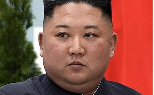 Ким Чен Ын наблюдал за испытанием новой системы залпового огня