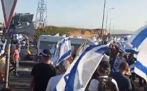 Демонстранты заблокировали въезд в кибуц в Верхней Галилее